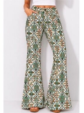 NWT Wrangler highrise fierce flare vintage floral boho jeans women’s 12 31X32